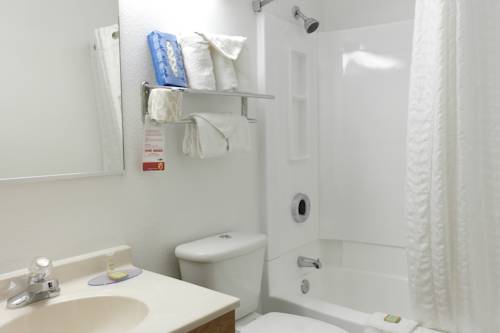 Imagen de la habitación del Hotel Economy 7 Inn Chesapeake - Portsmouth. Foto 3