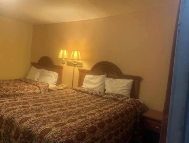 Imagen general del Hotel Economy INN poteau. Foto 1