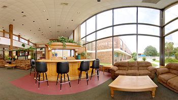 Imagen de los interiores del Hotel Economy Inn And Suites. Foto 15