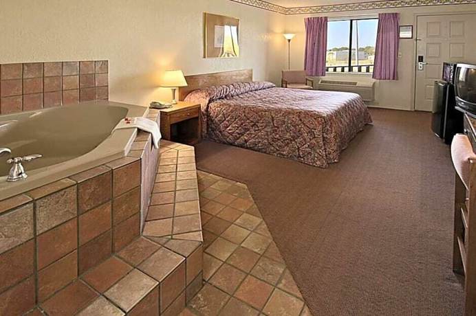 Imagen de la habitación del Hotel Economy Inn And Suites, Tulsa . Foto 6