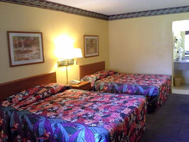 Imagen de la habitación del Hotel Economy Inn And Suites, Tulsa . Foto 10