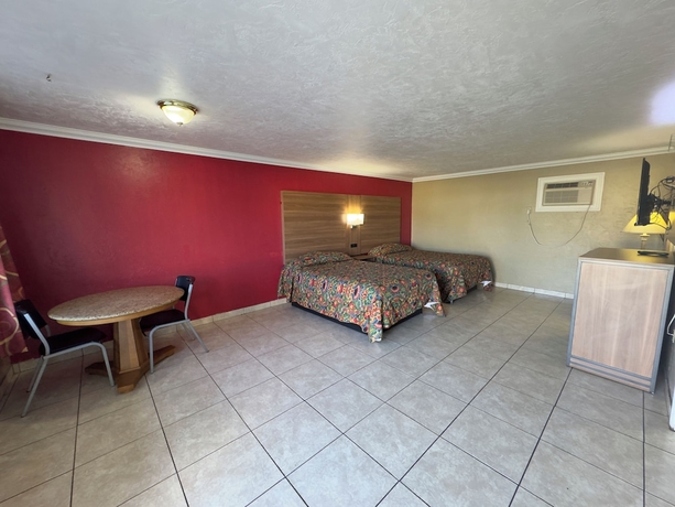 Imagen de la habitación del Hotel Economy Inn, Arcadia. Foto 10
