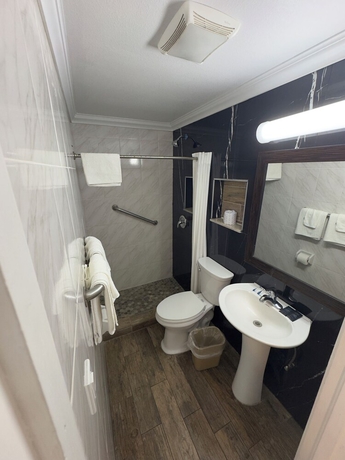 Imagen de la habitación del Hotel Economy Inn, Arcadia. Foto 14