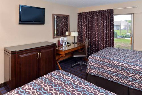 Imagen de la habitación del Hotel Economy Inn Ardmore. Foto 13