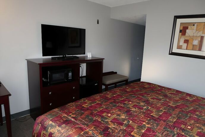 Imagen de la habitación del Hotel Economy Inn Auburn. Foto 9