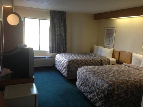 Imagen de la habitación del Hotel Economy Inn Brunswick. Foto 4