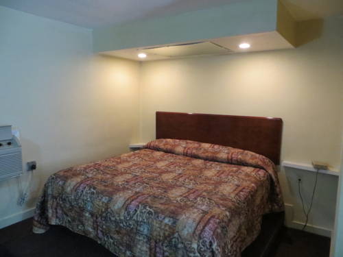 Imagen de la habitación del Hotel Economy Inn - Fort Dodge. Foto 7