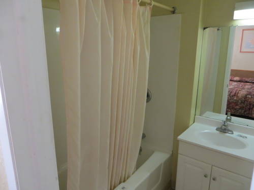 Imagen de la habitación del Hotel Economy Inn - Fort Dodge. Foto 8