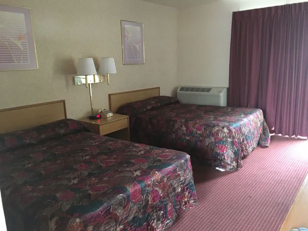 Imagen general del Hotel Economy Inn, Fresno. Foto 3