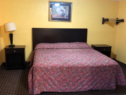 Imagen general del Hotel Economy Inn, Gonzales. Foto 3