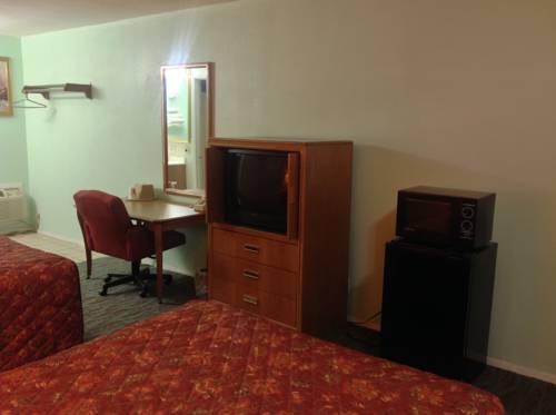 Imagen de la habitación del Hotel Economy Inn - Granite City. Foto 7