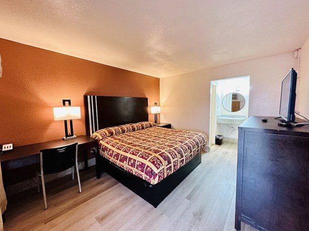 Imagen de la habitación del Hotel Economy Inn, Houma. Foto 8
