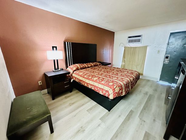 Imagen de la habitación del Hotel Economy Inn, Houma. Foto 13