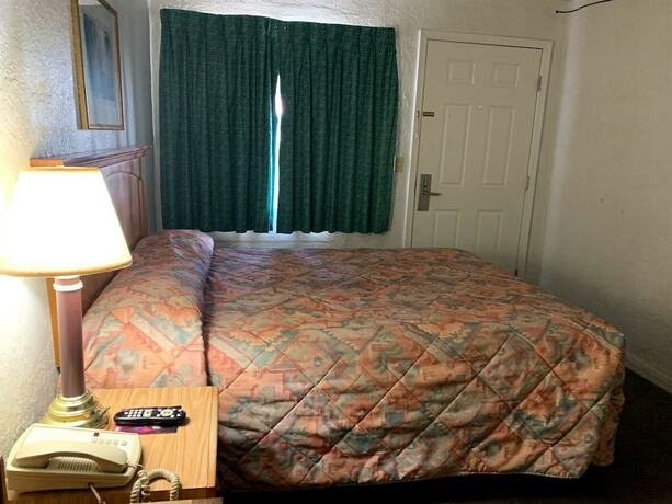 Imagen de la habitación del Hotel Economy Inn, Kingman. Foto 17