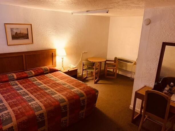 Imagen general del Hotel Economy Inn, Kingman. Foto 10