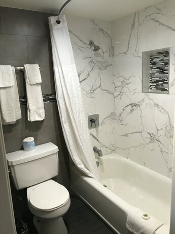 Imagen de la habitación del Hotel Economy Inn LAX. Foto 20