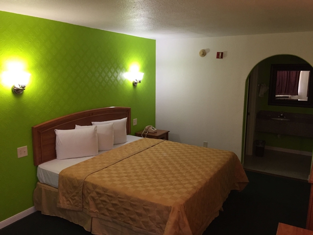 Imagen de la habitación del Hotel Economy Inn, Livingston. Foto 6