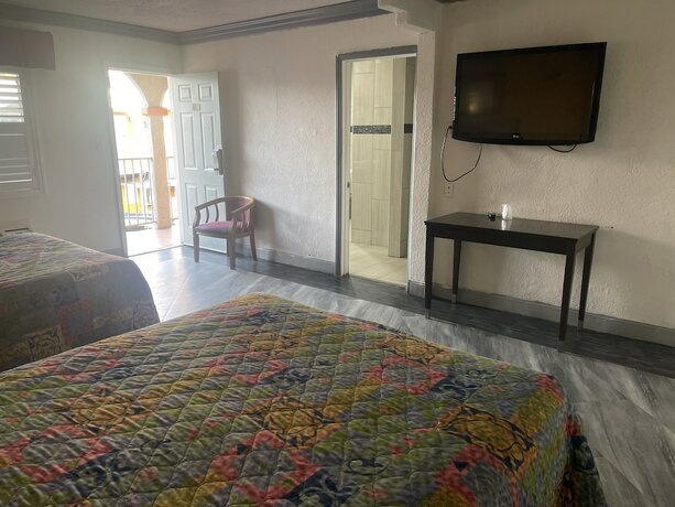 Imagen general del Hotel Economy Inn, Lynwood. Foto 10