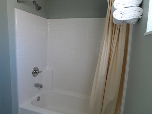 Imagen de la habitación del Hotel Economy Inn, Modesto. Foto 8