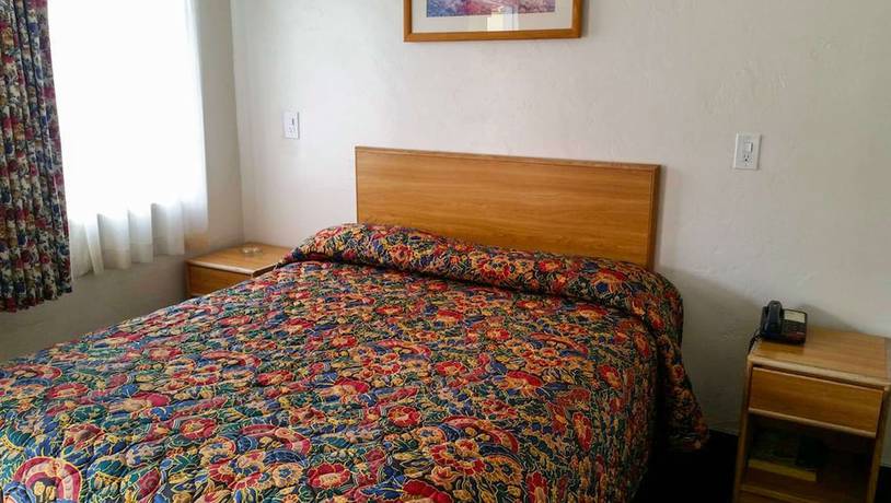Imagen de la habitación del Hotel Economy Inn Motel Sylmar. Foto 13