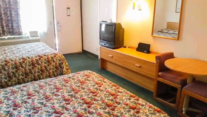 Imagen de la habitación del Hotel Economy Inn Motel Sylmar. Foto 16