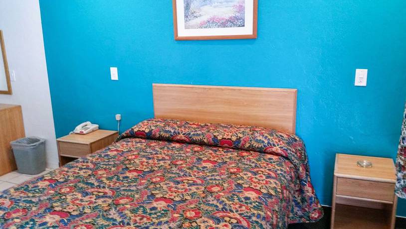 Imagen de la habitación del Hotel Economy Inn Motel Sylmar. Foto 17