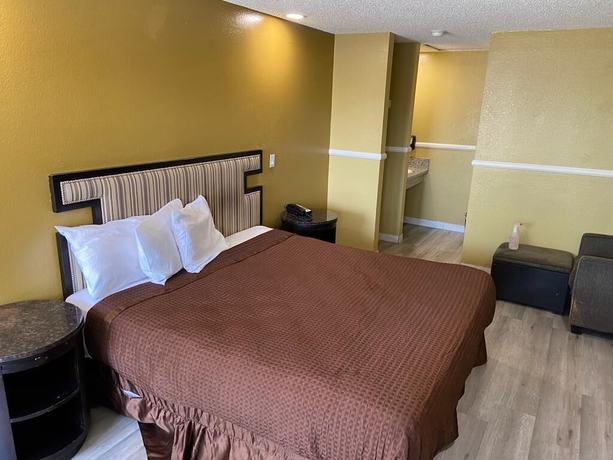 Imagen de la habitación del Hotel Economy Inn - Near National Orange Show Events Center. Foto 14