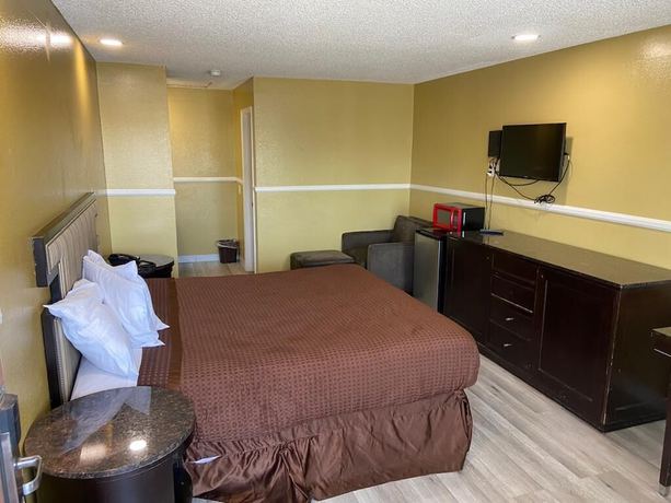 Imagen de la habitación del Hotel Economy Inn - Near National Orange Show Events Center. Foto 15