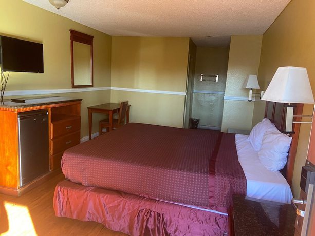Imagen de la habitación del Hotel Economy Inn - Near National Orange Show Events Center. Foto 18