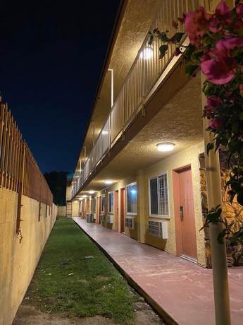 Imagen general del Hotel Economy Inn - Near National Orange Show Events Center. Foto 6