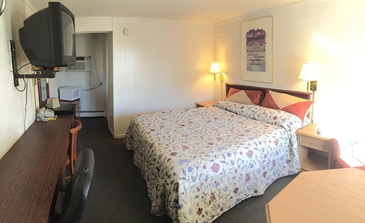 Imagen de la habitación del Hotel Economy Inn Of Bloomington. Foto 10