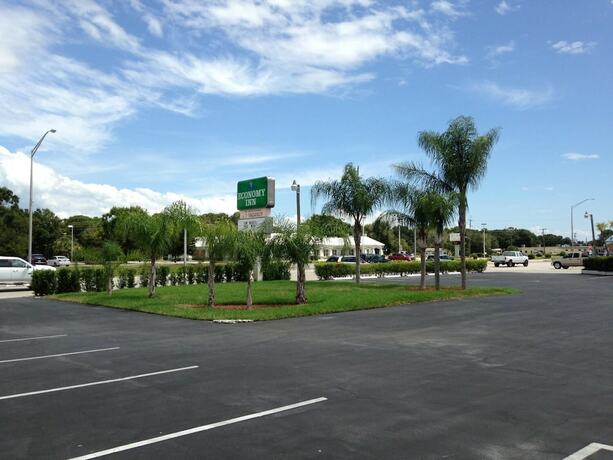 Imagen general del Hotel Economy Inn, Okeechobee. Foto 11
