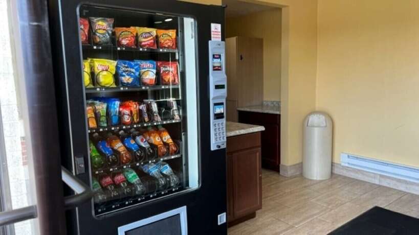 Imagen general del Hotel Economy Inn - Pittsburgh Airport. Foto 1