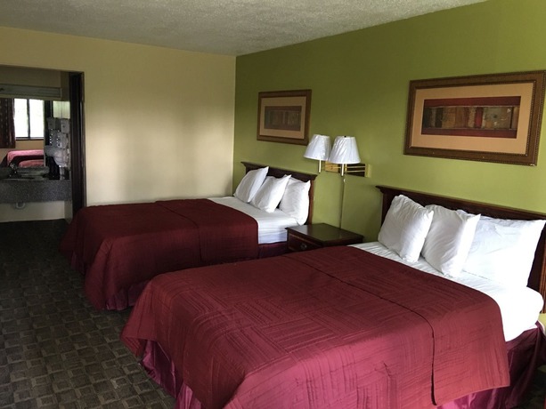 Imagen de la habitación del Hotel Economy Inn, Rensselaer. Foto 11