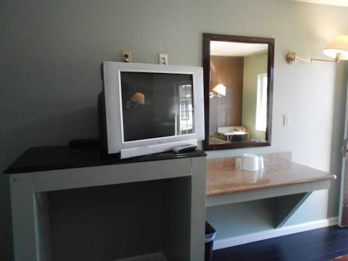 Imagen de la habitación del Hotel Economy Inn Richmond. Foto 4