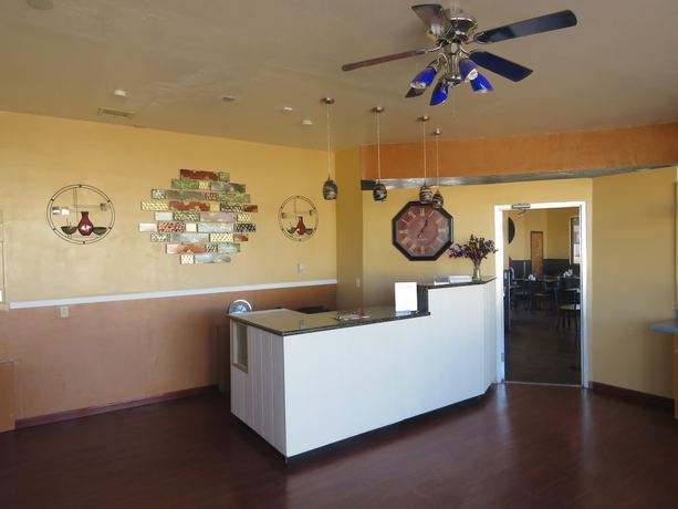 Imagen de los interiores del Hotel Economy Inn, Socorro. Foto 20