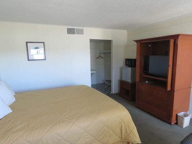 Imagen de la habitación del Hotel Economy Inn, Socorro. Foto 9