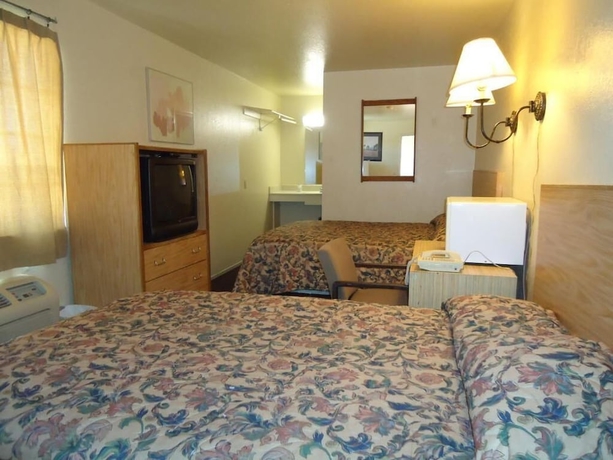 Imagen de la habitación del Hotel Economy Inn Victorville. Foto 4