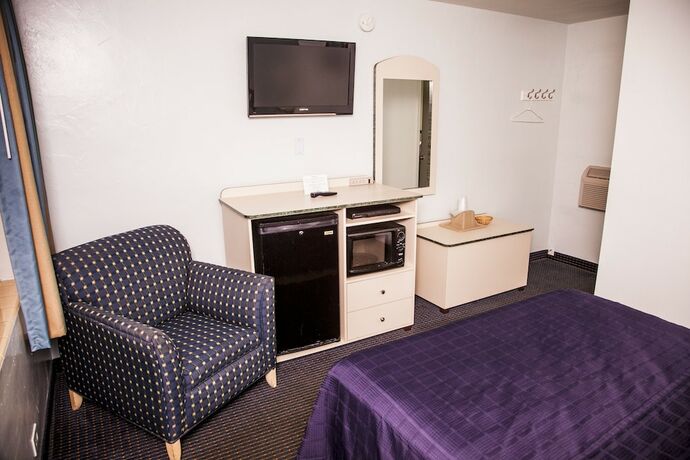 Imagen general del Hotel Economy Inn West Palm Beach. Foto 2