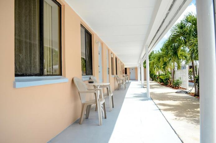 Imagen general del Hotel Economy Inn West Palm Beach. Foto 4