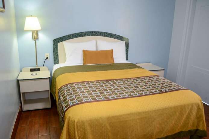 Imagen general del Hotel Economy Inn West Palm Beach. Foto 18