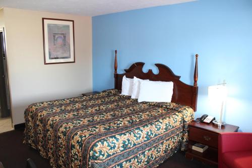 Imagen de la habitación del Hotel Economy Inn-Oklahoma City. Foto 8