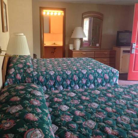 Imagen de la habitación del Hotel Economy Lodge, Sturbridge. Foto 10
