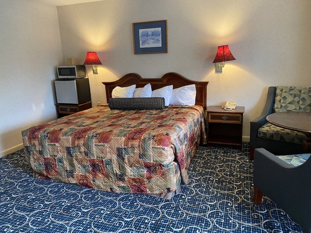 Imagen de la habitación del Hotel Economy Lodge, Sturbridge. Foto 2