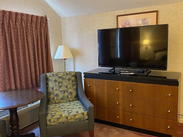Imagen de la habitación del Hotel Economy Lodge, Sturbridge. Foto 14