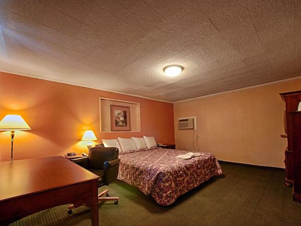 Imagen de la habitación del Hotel Economy Motel Inn and Suites. Foto 9