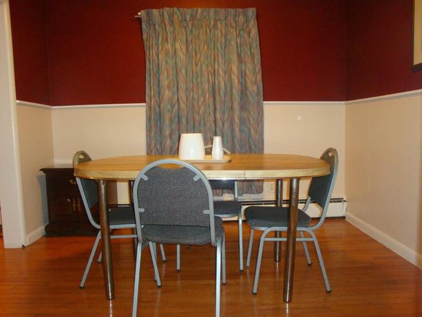 Imagen de la habitación del Hotel Economy Motel Inn and Suites. Foto 15