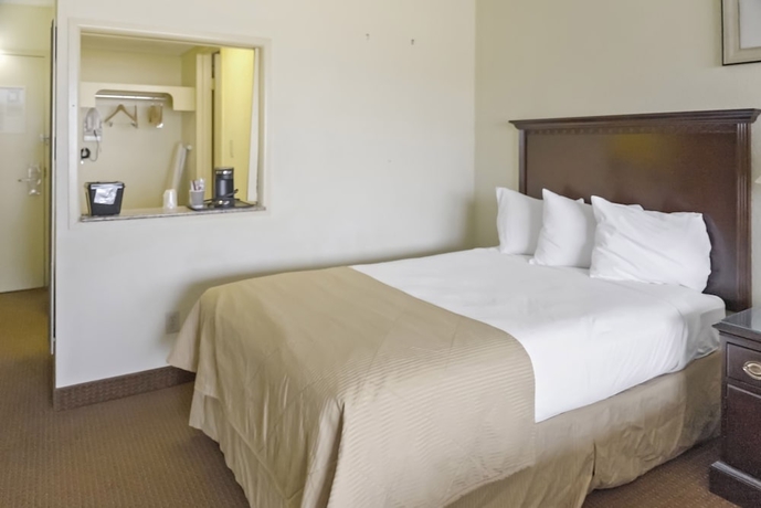 Imagen de la habitación del Hotel Economy Plus Wichita. Foto 5