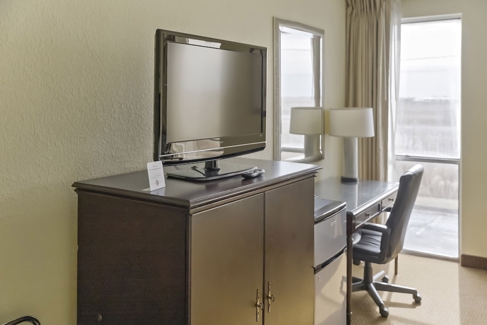 Imagen de la habitación del Hotel Economy Plus Wichita. Foto 10
