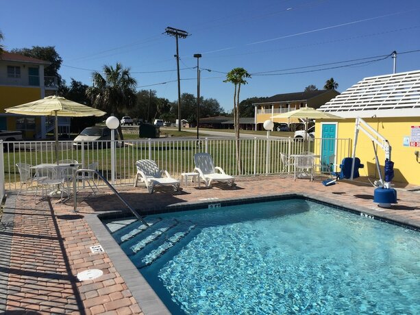Imagen general del Hotel Economy Suites, Winter Haven. Foto 3